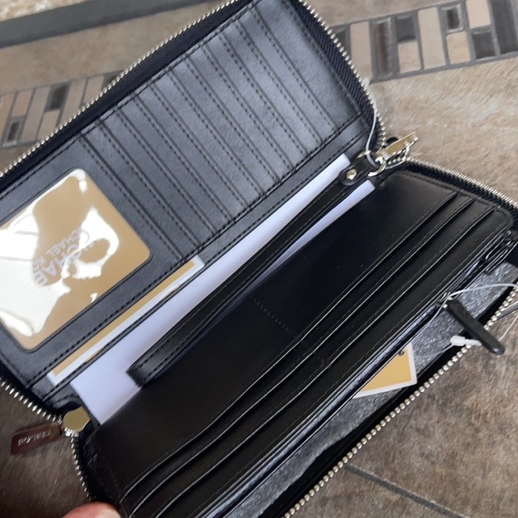 Michael Kors Jet Set Travel Large Travel CONTINENTAL Wristlet-Wallet - Picture 6 of 16